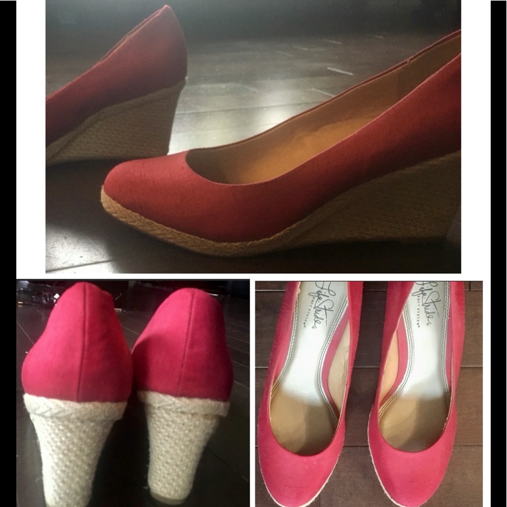 NWOT comfy espadrille wedges